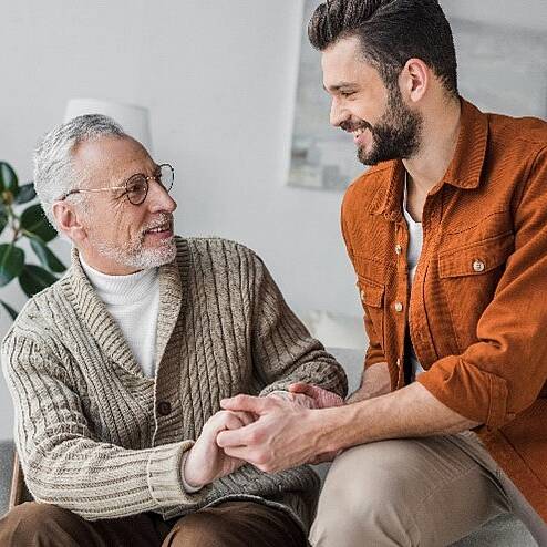 Öffnet die Seite 'Mit alternden Eltern respektvoll, einfühlsam und klar kommunizieren'